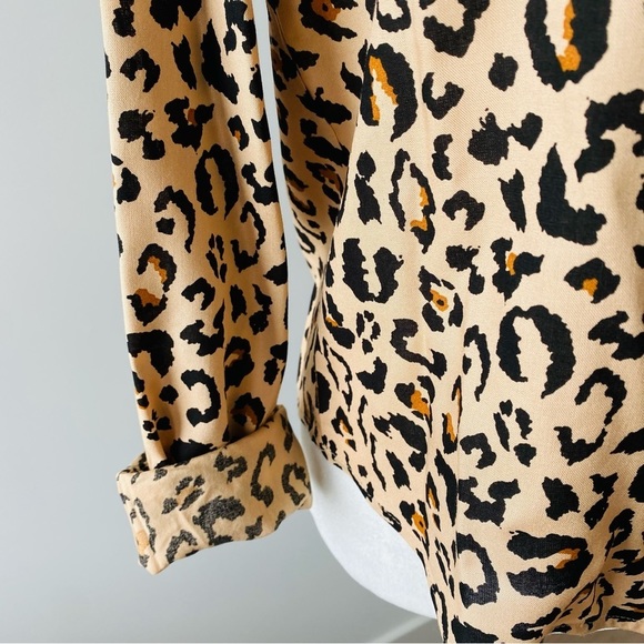Long Sleeve Leopard Casual Button Down Shirt - Picture 9 of 14